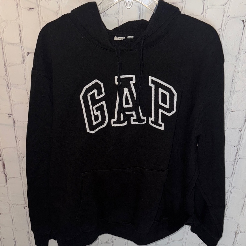 GAP Women’s Black Pullover Hoodie Sweater